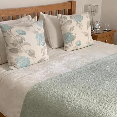 ケニルワース　ゲストハウス 4*