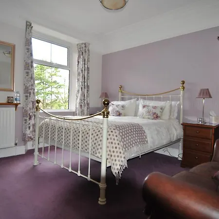 Kenilworth Guest house 4*